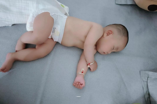 睢县孕妇显怀早的原因